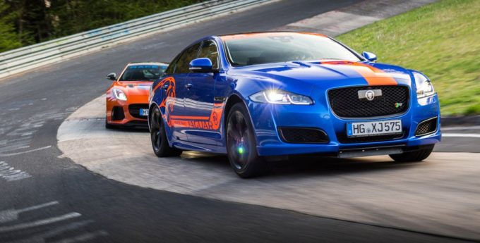 Czołowy producent uspokaja: Silniki V8 będą żyły jeszcze długo i szczęśliwie