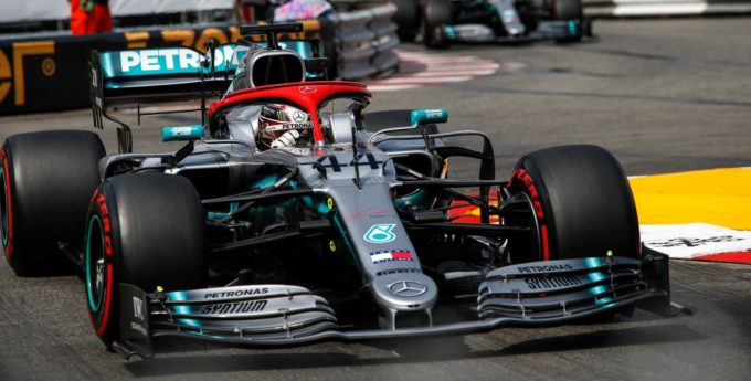 F1, Grand Prix Monako: Hamilton potwierdza swoją klasę. Kubicy wyścig zrujnował Giovinazzi