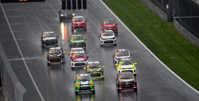 Kia Platinum Cup: Dawid Borek wygrywa rundę w Austrii i zbliża się do lidera pucharu