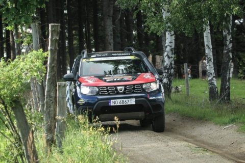 Dacia Duster Elf Cup: Perzanowski przewodzi stawce po pierwszym dniu w Kłodzku