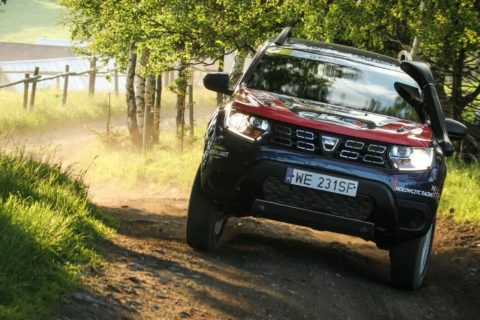 Dacia Duster Elf Cup: Tadeusz Rzeżuchowski i Wojciech Jermakow wygrywają w Lądku Zdroju