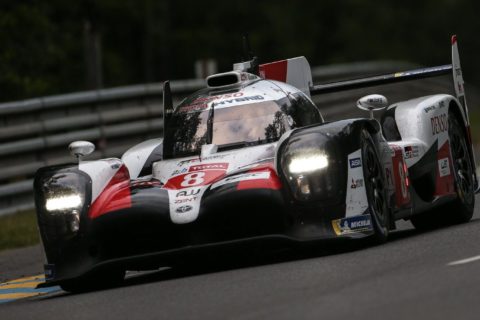WEC: 24 godziny Le Mans i mistrzostwo świata dla Alonso, Nakajimy i Buemiego