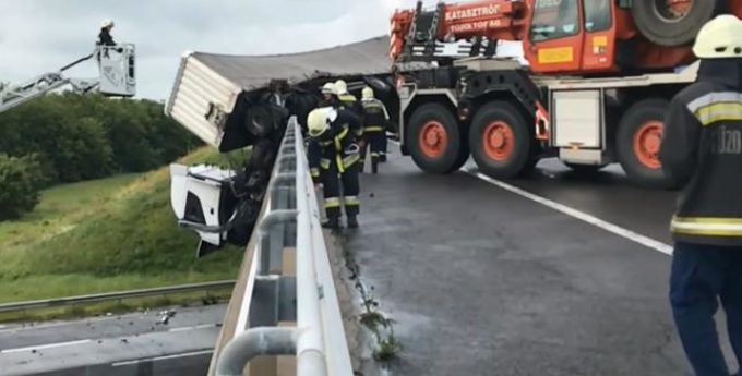 Fatalny wypadek na Węgrzech. To cud, że nikt nie zginął