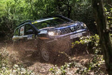 Rekordowe Polskie Safari. Aż dziesięć załóg w pucharze Dacii Duster