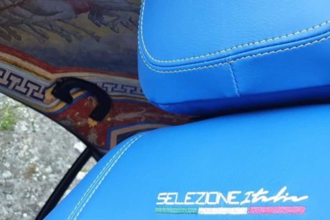 Miłośnik renesansu i wiejskiego tuningu oddał hołd Michałowi Aniołowi. Wnętrze jego Alfy zdobi fresk z Kaplicy Sykstyńskiej