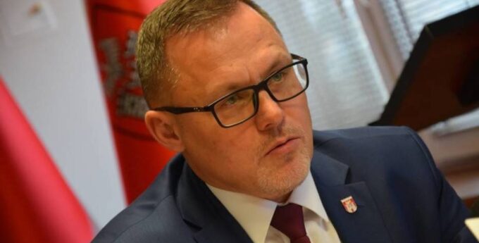 Prezydent Sieradza z zarzutami za potrącenie i ucieczkę z miejsca wypadku