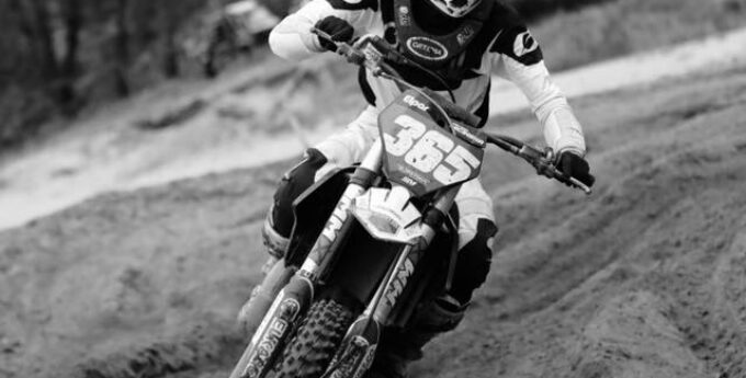 Kolejna śmierć w polskim motocrossie. Zginęła 15-letnia zawodniczka
