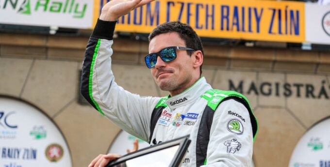 Rajd Barum: Kopecky nokautuje przed północą. Habaj najszybszy z Polaków