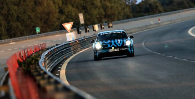 Elektryczne Porsche Taycan z technologią z Le Mans pokonało 3425 km w ciągu 24 godzin