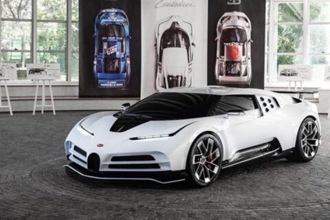 Tak wygląda 1500-konne Bugatti Centodieci. Rydzyka stać by było na niego z samych darowizn