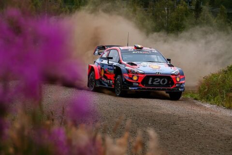 Rajd Finlandii: Neuville pierwszym liderem, Rovanpera najszybszy w WRC 2