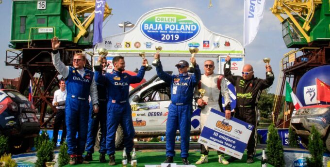 Dacia Duster Elf Cup: Baja Poland dla Grabowskiego i Biniędy