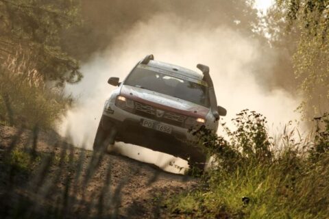 Dacia Duster Elf Cup: Cebula i Chilarzewski przewodzą po pierwszym dniu Baja Szczecinek