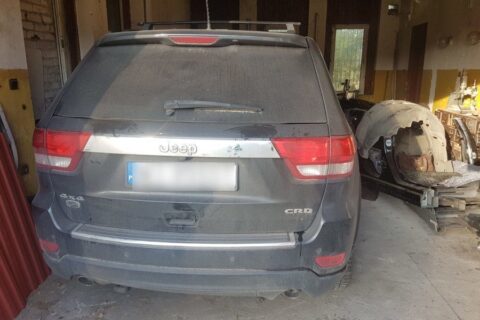 Policjanci zlikwidowali dwie „dziuple”. Wartość aut została oszacowana na ponad 1 mln zł