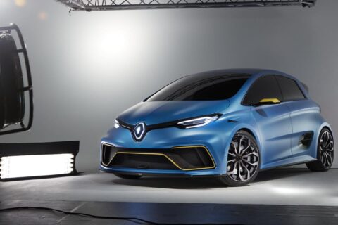 Renault Clio RS czeka nieunikniona śmierć. Ma to zrekompensować usportowiony elektryk