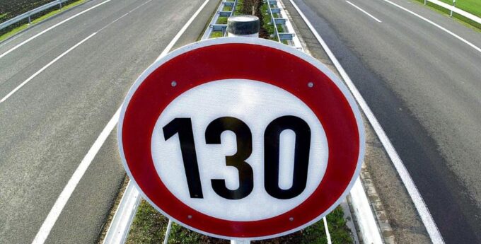Koniec niemieckich autostrad bez limitu prędkości? Sądny dzień już w piątek