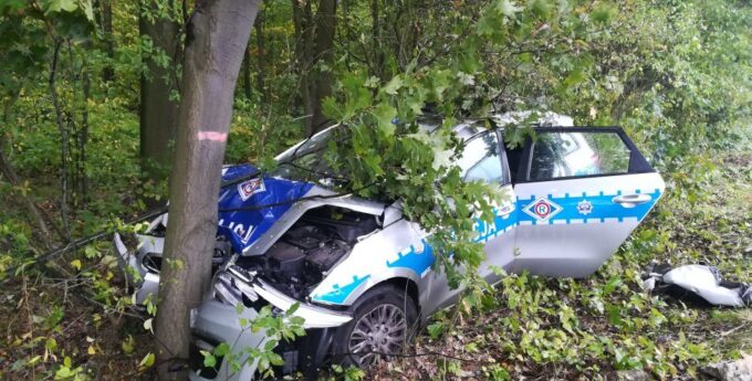 76-latek w Ibizie niechcący dokonał zamachu na policjantów w radiowozie