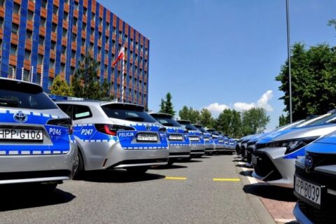 Policja inwestuje w hybrydy. Na nowe radiowozy przeznaczy ponad 2 miliony