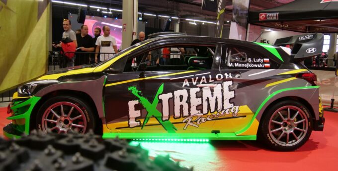 Warsaw Motor Show: Avalon EXTREME zaprezentował auto WRC sterowane 2 joystickami