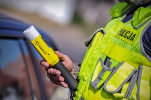 Myśleli, że zasłabł w trakcie jazdy. Okazało się, że miał 4 promile