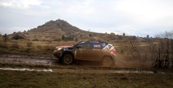 Dacia Duster Elf Cup: Brodnicki i Górecki najlepsi przed ostatnim etapem