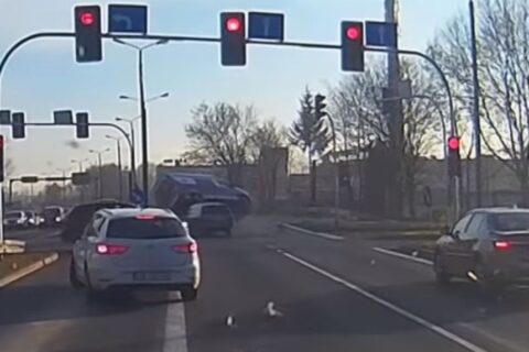 Groźny wypadek z udziałem karetki pogotowia w Skoczowie