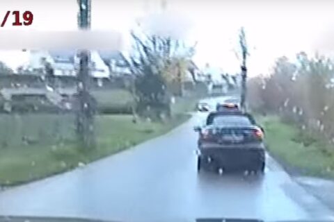 Grupa SPEED kontra Mercedes CLK 63 AMG. Poszukiwany w trakcie pościgu konsultował się z adwokatem