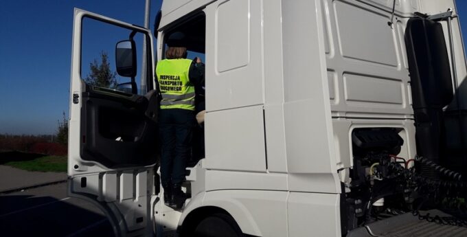 Fala kontroli na A2. Funkcjonariusze ITD skontrolowali prawie 100 ciężarówek w ciągu jednego dnia