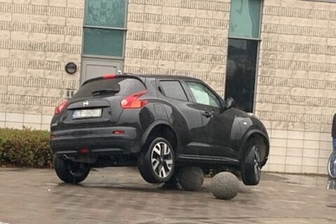 Ktoś tu źle zrozumiał pojęcie „Crossover”