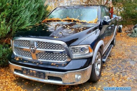 Policjanci odzyskali skradzione auta o wartości 250 tys. złotych