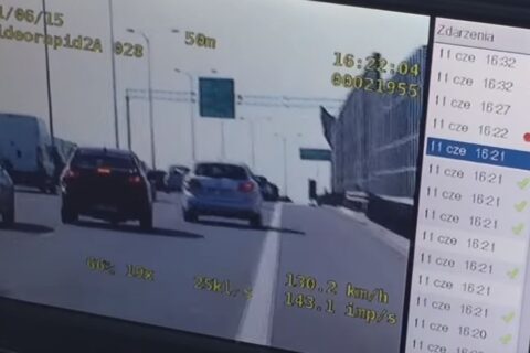 Lancer Evo X kontra policyjna Insignia. Jest nagranie z auta pirata drogowego i… goniącej go policji