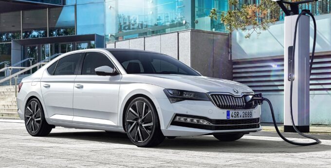 skoda-superb-iv-2