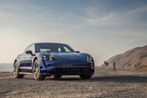 Co jest szybsze – Porsche Taycan czy Tesla Model S? Dane na papierze to nie wszystko