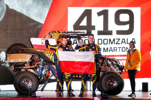 Aron Domżała i Maciej Marton wygrywają pierwszy etap Dakaru. Historyczny wyczyn polskiej załogi