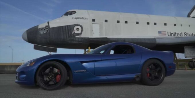 1400-konny Dodge Viper z silnikiem V10 ustanawia nowy rekord prędkości powyżej 400 km/h