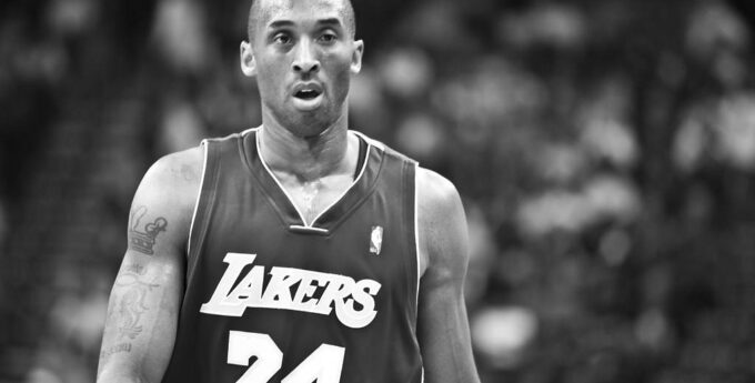 Legenda NBA Kobe Bryant nie żyje. Koszykarz zginął w wypadku helikoptera