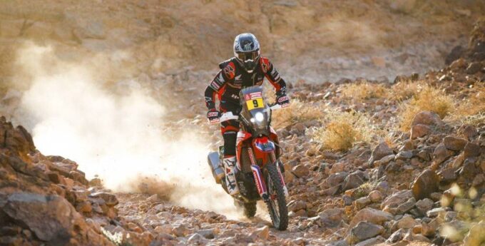 Brabec wykorzystuje problemy rywali i zostaje nowym liderem. Motocykliści ORLEN Team na mecie 3. etapu