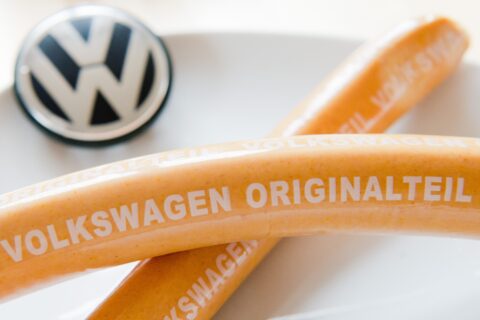 Najlepiej sprzedającym się produktem Volkswagena w 2019 roku była… kiełbasa
