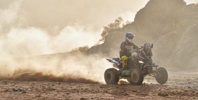 Francuzi odpierają ataki Chilijczyków na quadach. Sonik kończy tuż przed Wiśniewskim