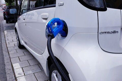 Polska najgorzej przygotowana na samochody elektryczne. Lepsi są już Czesi, Grecy i Rumuni