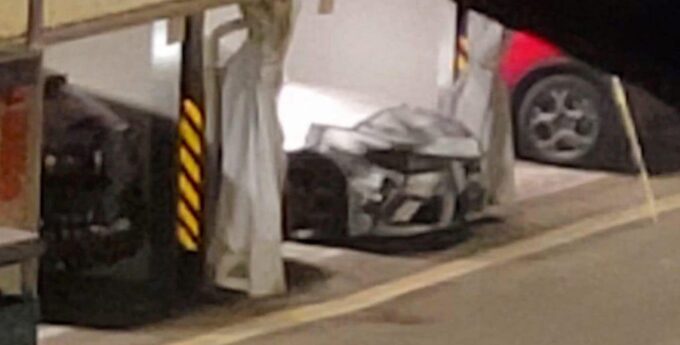 Czy te szpiegowskie zdjęcia pokazują najnowszy prototyp 620-konnej Alfa Romeo Giulia GTA?
