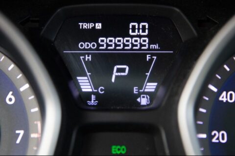 Przebieg to tylko liczba! Zobacz 10 samochodów, które przekroczyły milion kilometrów