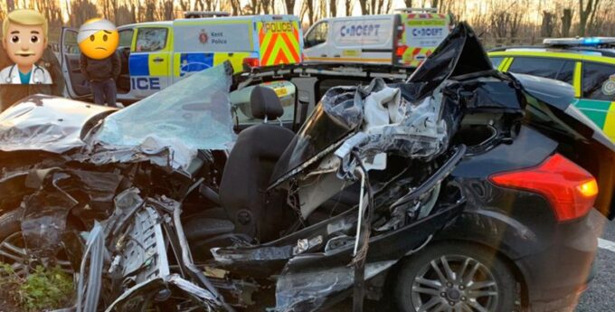 Policja udostępniła szokujące zdjęcia z miejsca wypadku. To cud, że nikt nie został ranny