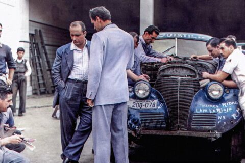 Netflix: Kolejny wyścigowy hit. „Fangio: człowiek, który poskromił maszyny” receptą na nudny poniedziałek