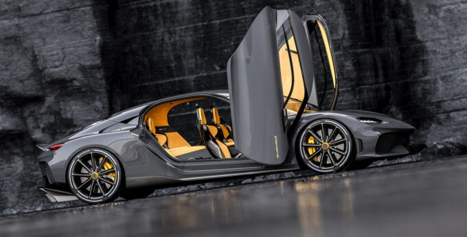Koenigsegg Gemera to 4-osobowy hipersamochód z 3-cylindrowym silnikiem o łącznej mocy 1700 KM