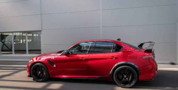 Alfa Romeo Giulia GTA Cena