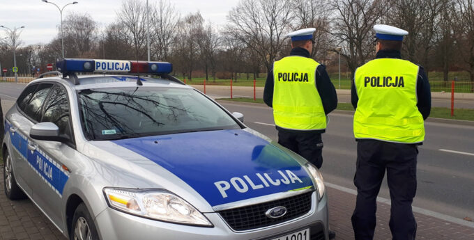 Kierowco! Czy bardziej restrykcyjne ograniczenia prędkości z powodu wirusa są już tylko kwestią czasu?