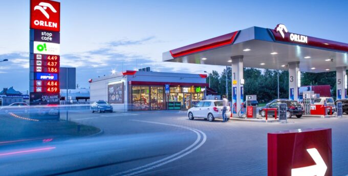 Tankować czy czekać? Eksperci nie mają złudzeń w kwestii cen paliw na najbliższe dni