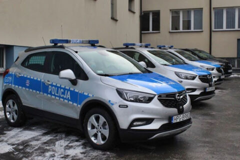 Numery na radiowozach policyjnych mają duże znaczenie. Zobaczcie, co oznaczają!