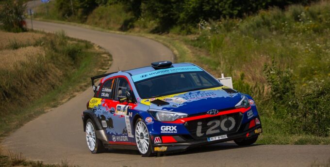 Rajd Rzeszowski: Jari Huttunen wygrywa domową imprezę Grzegorza Grzyba. Fin pierwszym liderem RSMP